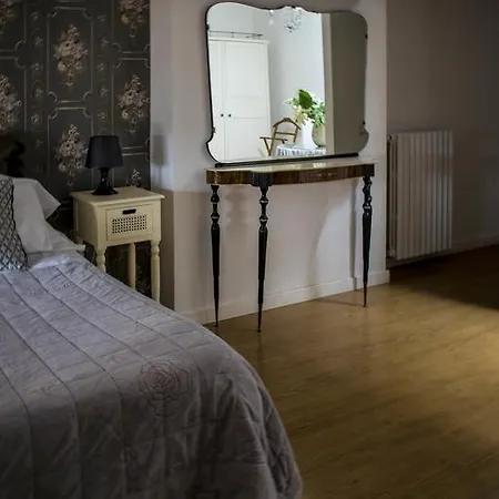 فندق مبيت وإفطار La Cuntana 3*