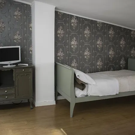 La Cuntana Bed & Breakfast 2*