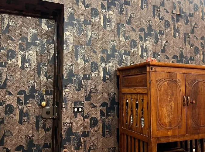 לינה וארוחת בוקר La Cuntana 3*