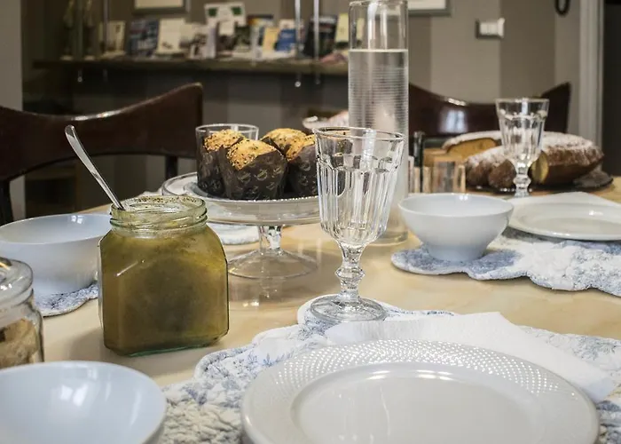 לינה וארוחת בוקר La Cuntana 3*